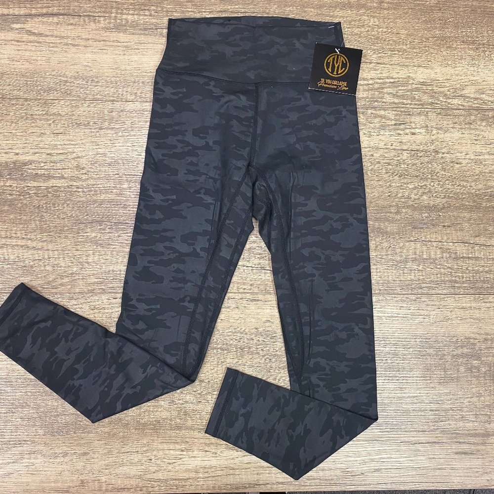 Effortless Classic Leggings- Black Camo
